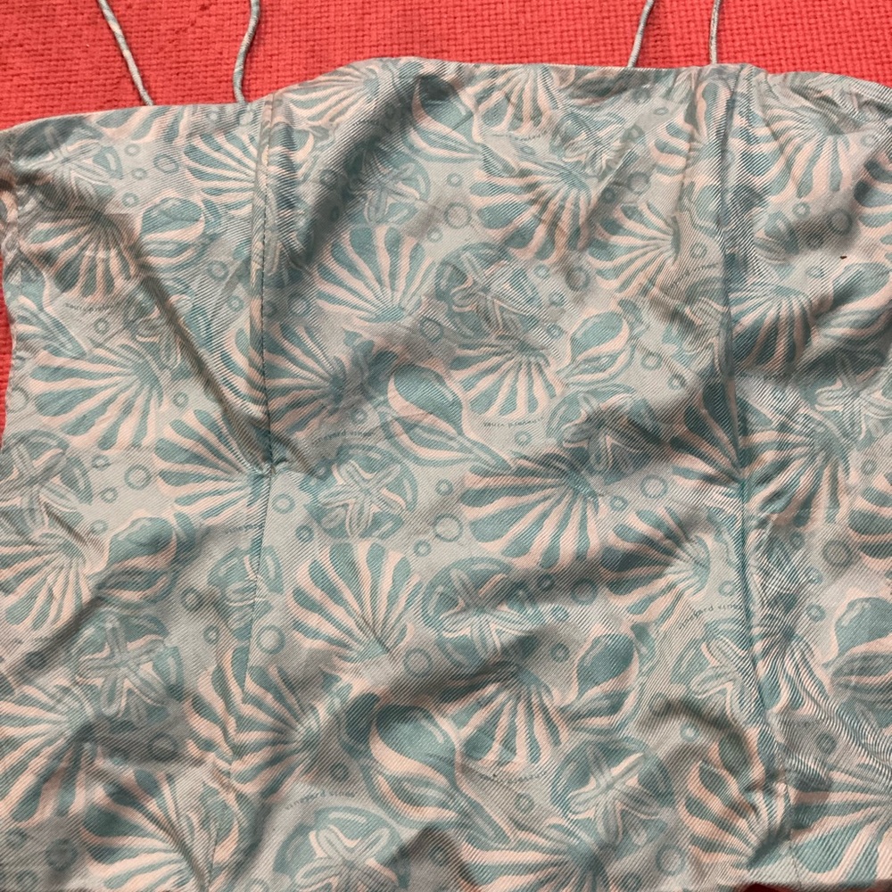 Vinyard vines size 10 spaghetti strap silk lined top